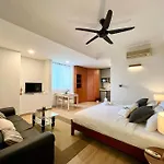 Wisma Cosway Near Pavilion Kl Dual Key Apartment By Sleepy Bear